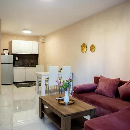 Symphony Harmony Apartment *