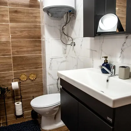 Symphony Harmony Apartment *